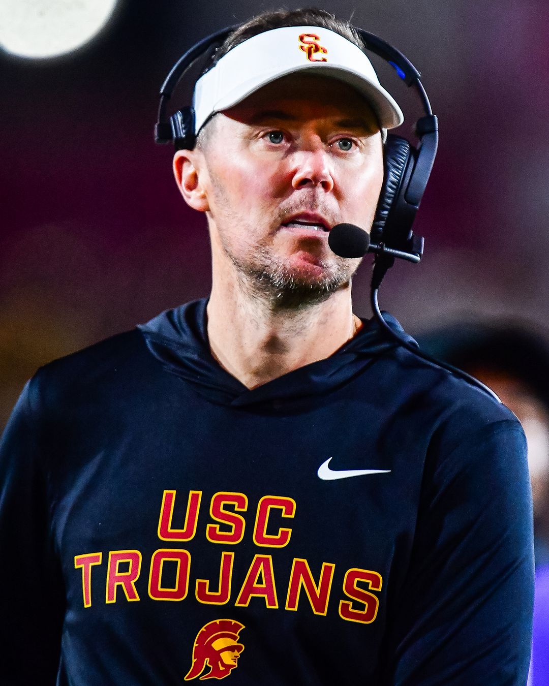 Image 2 - USC Introduces Director of AI Role in Football Program to Enhance AI Strategies | Populer Platform