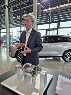 MG Motor's Breakthrough in Solid-State Battery Technology for Electric Vehicles | Populer Platform