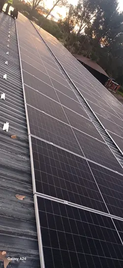 Impressive Push on Site: 328 Panels Installed in a Day and a Half | Populer Platform
