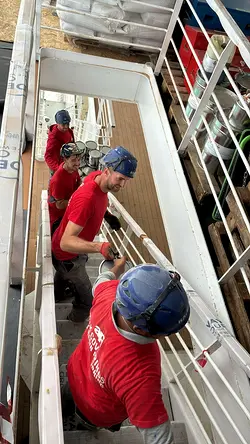 Overcoming Challenges in Marine Industry with Teamwork 💪🏻 | Populer Platform