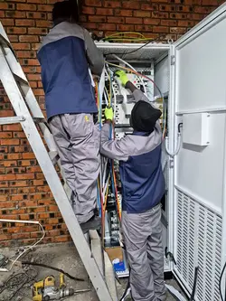 AC Team's Stellar Progress on Solar Energy Project: A Look Behind the Scenes | Populer Platform