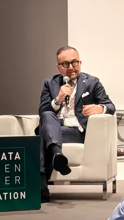 Sustainable Data Centers: Driving Future Development at Arcadis Conference | Populer Platform