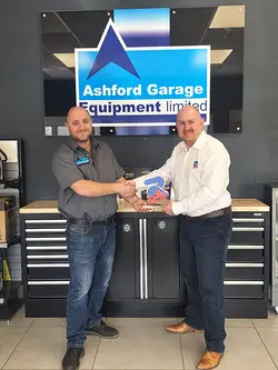 Award Recognition for Ashford Garage Equipment Ltd's Outstanding Partnership | Populer Platform