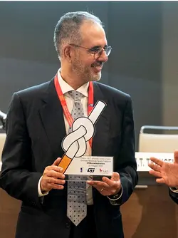 STMicroelectronics Wins Award for Anti-Smoking Initiative at Agrate Hub | Populer Platform
